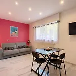 Les Dauphins - Charming Studio In The Heart Of Basse Californie